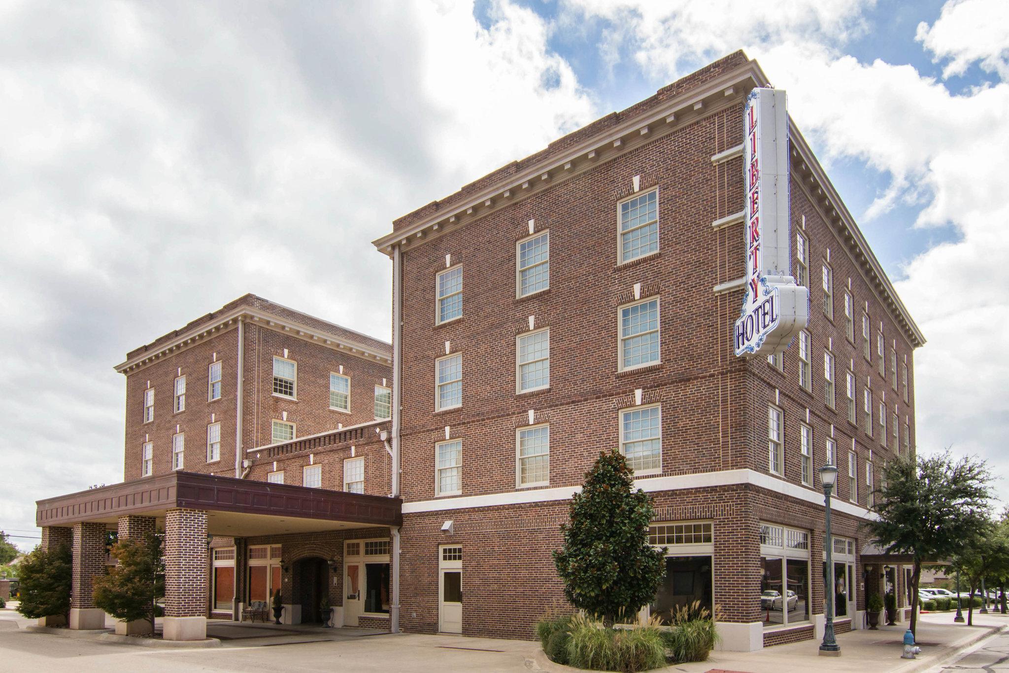 Liberty Hotel, Ascend Hotel Collection Cleburne Exteriér fotografie